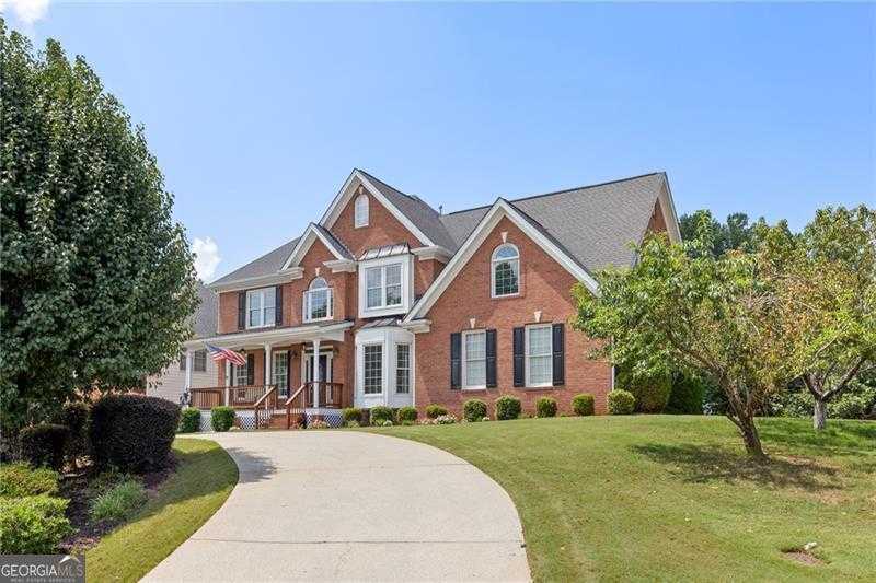 photo 1: 6507 Dresden Court, Alpharetta GA 30005