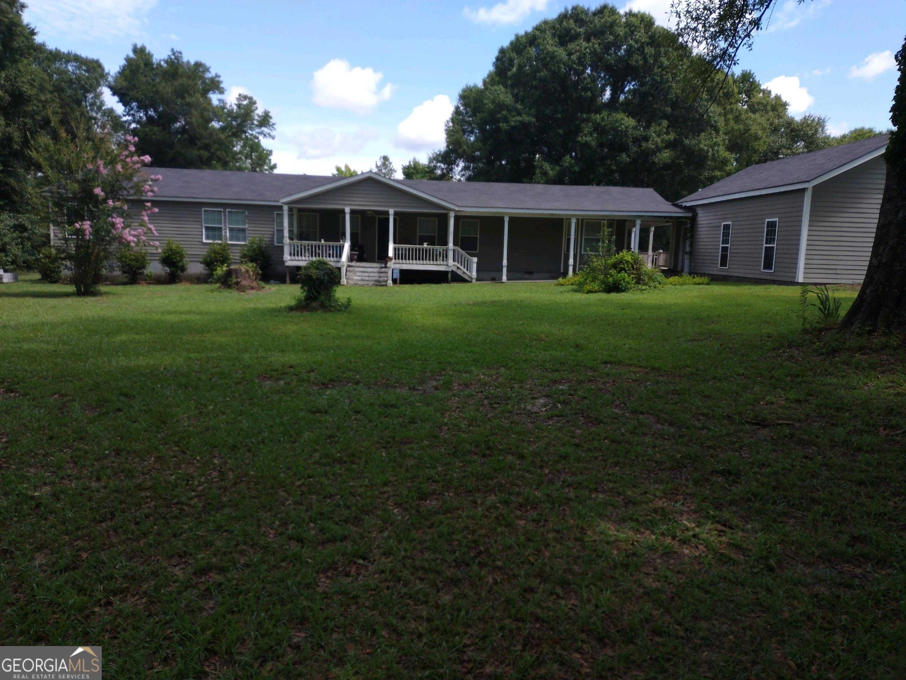 photo 1: 796 Cherrywood Trail, Soperton GA 30457