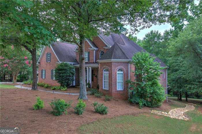 photo 2: 467 Waterford Drive, Cartersville GA 30120