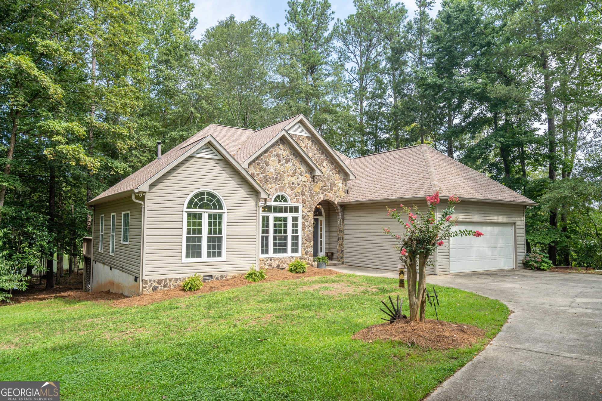 photo 2: 123 Wildwood Drive, Temple GA 30179