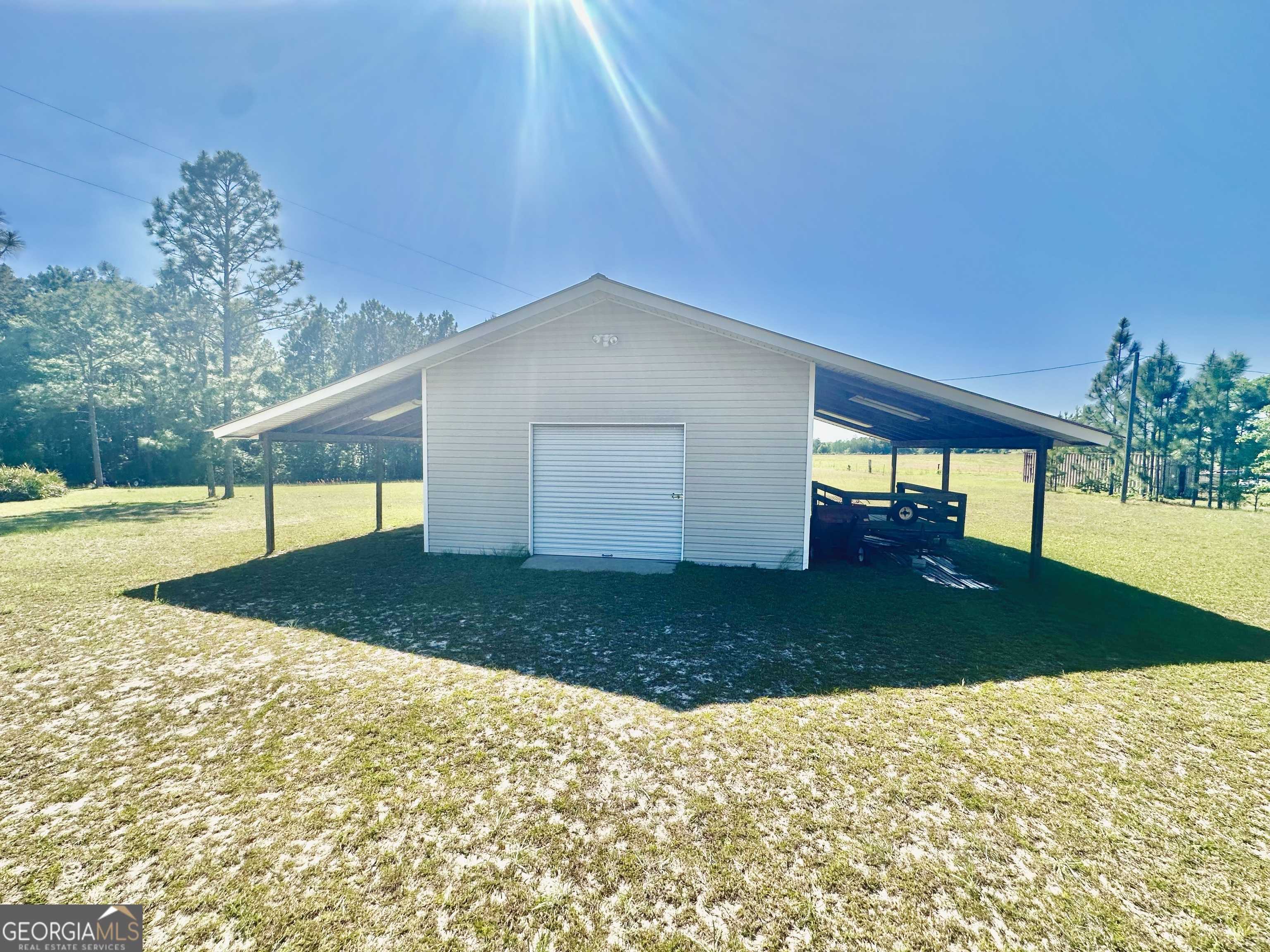 photo 3: 2283 Wilton Threatt Road, Claxton GA 30417