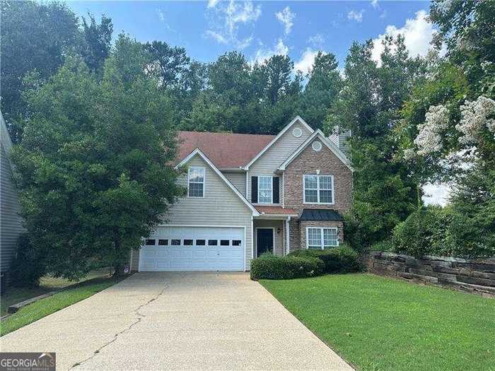 photo 1: 320 Ellesmere Way, Buford GA 30518