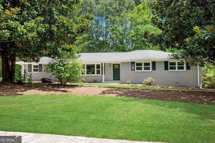 photo 2: 2975 Gray Road SE, Smyrna GA 30082