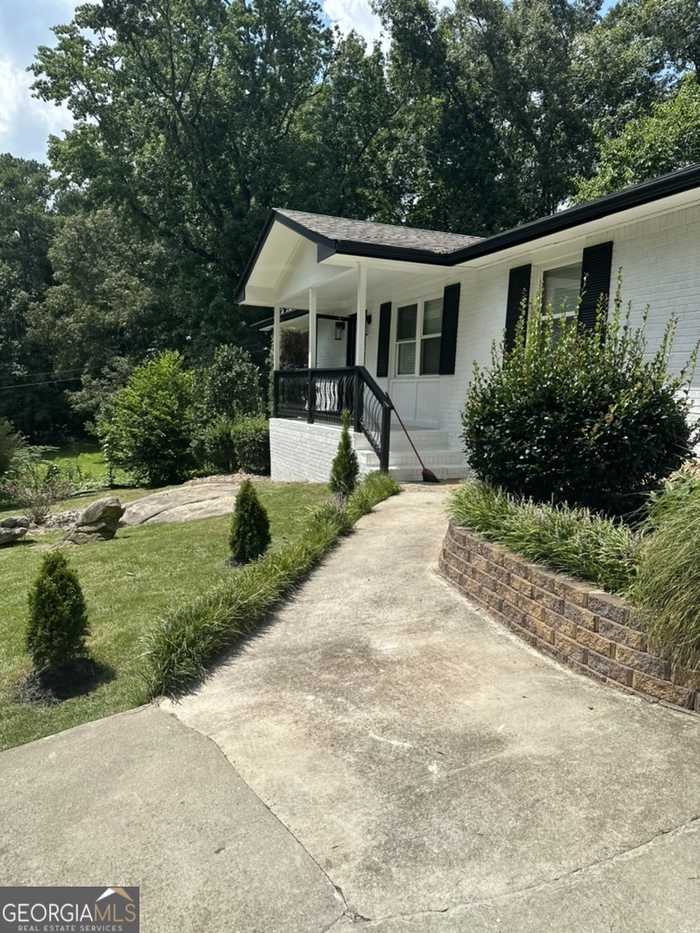 photo 2: 3503 LARKSPUR Terrace, Decatur GA 30032