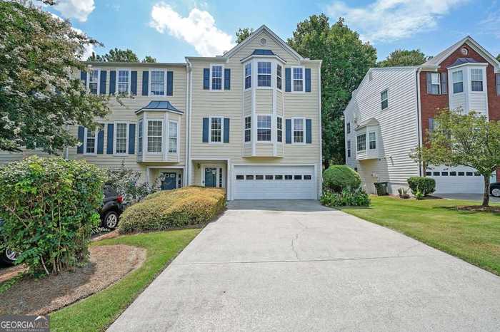 photo 2: 5331 Pinnacle Peak Ln, Norcross GA 30071