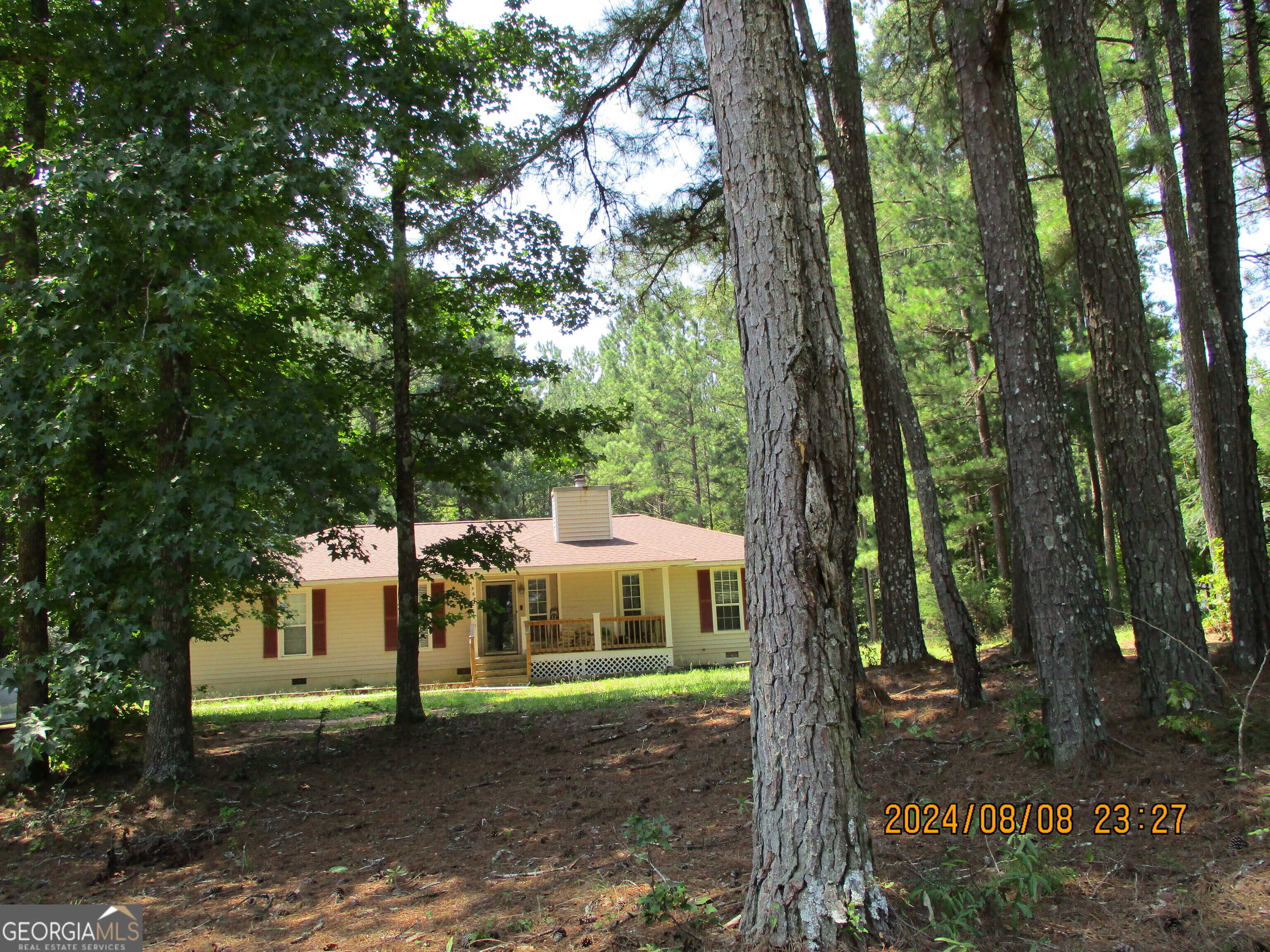 photo 1: 1757 Ellis Rd, Hogansville GA 30230