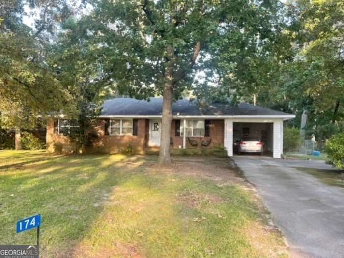 photo 1: 174 Oak Forest Drive, Thomaston GA 30286