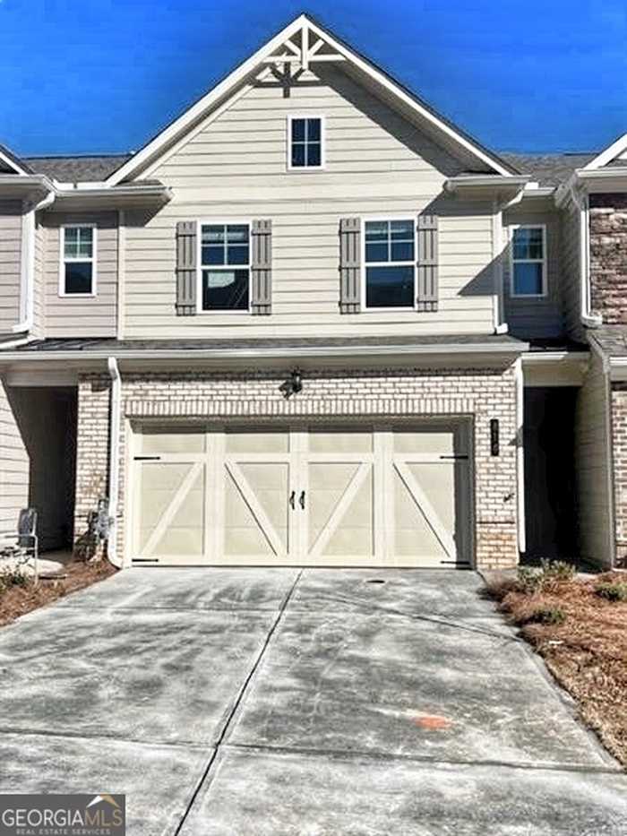 photo 2: 5631 Chickory Drive, Flowery Branch GA 30542