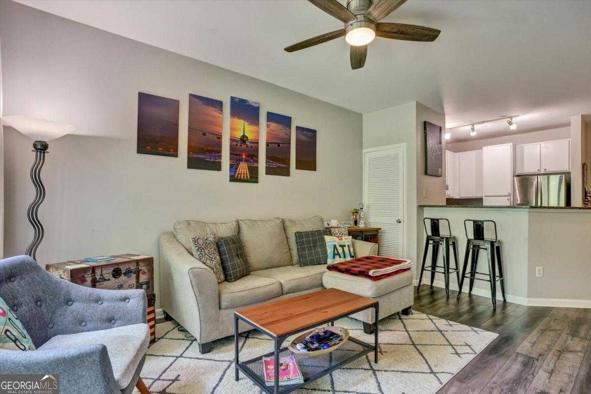 photo 2: 821 Ralph Mcgill Boulevard NE Unit 3313, Atlanta GA 30306