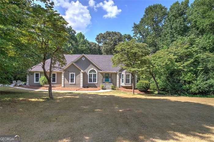 photo 1: 915 OAK GROVE Road, Carrollton GA 30117