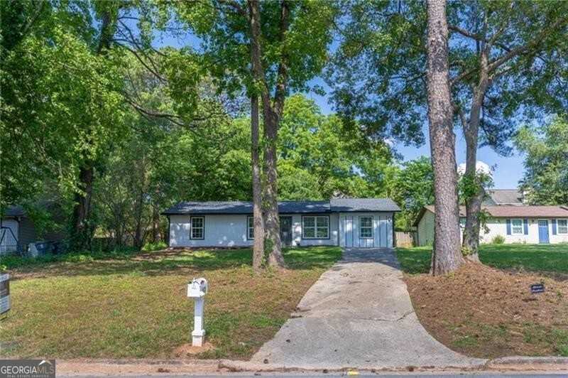 photo 2: 6628 Branch Drive, Rex GA 30273