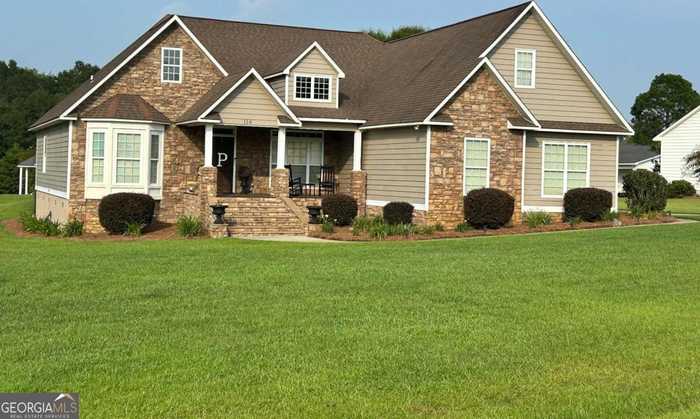 photo 1: 114 Surrey Circle Unit 7, Tifton GA 31793