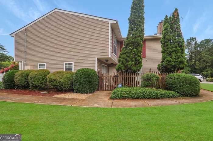 photo 1: 548 picketts bend circle, Marietta GA 30008