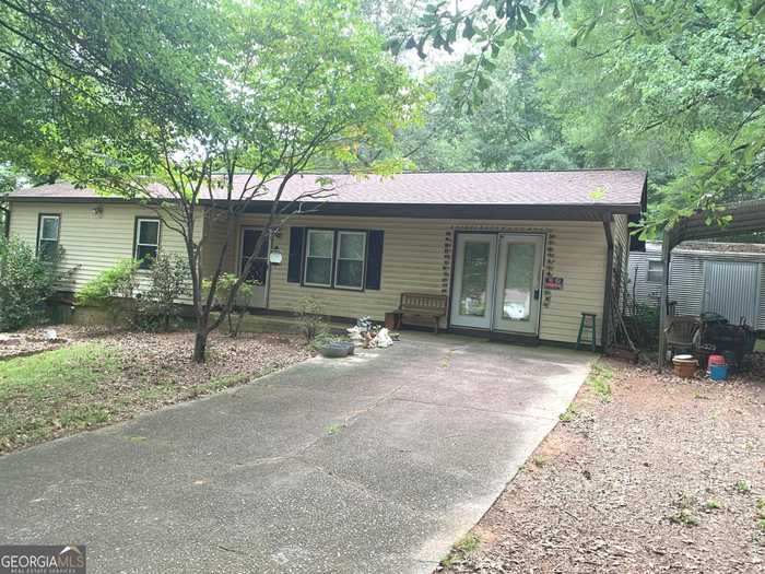 photo 2: 421 Chase Circle, Cornelia GA 30531