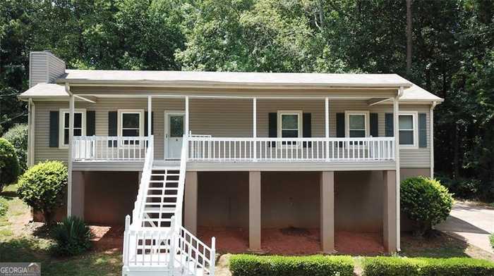 photo 1: 3121 FREEDOM Court, Douglasville GA 30135