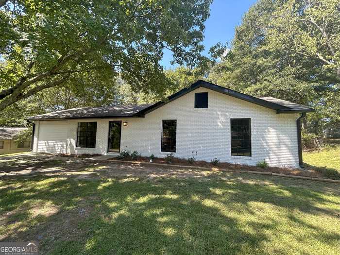 photo 1: 6115 Deerfield Court, Morrow GA 30260