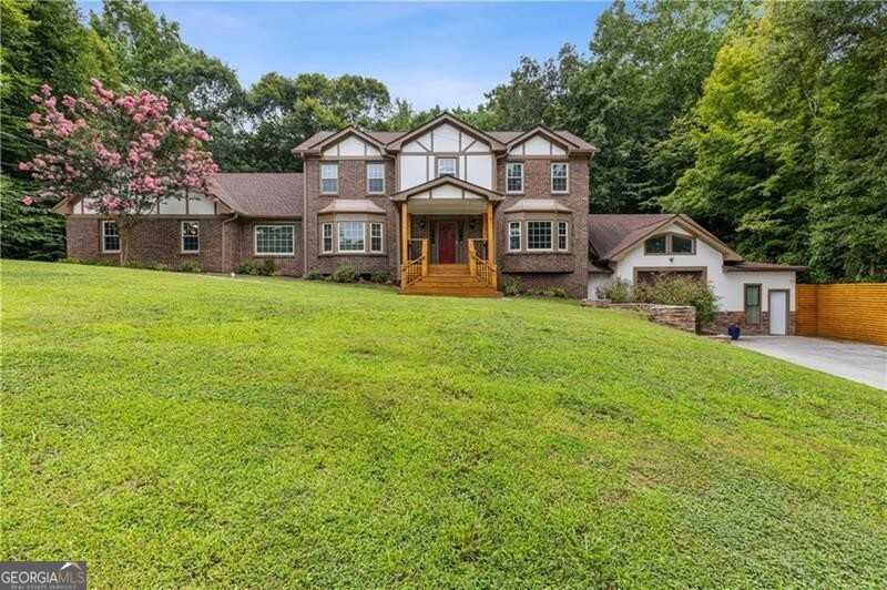 photo 1: 3996 Spalding Lane, Atlanta GA 30350