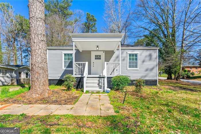 photo 1: 858 Haven Street SE, Atlanta GA 30315