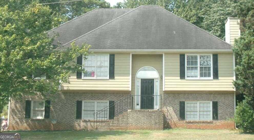 photo 1: 1484 Glenfield Drive, Lawrenceville GA 30043