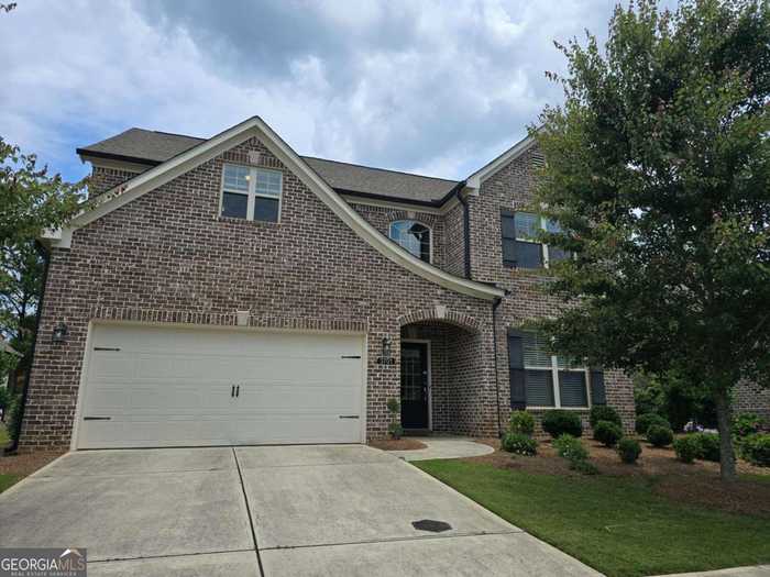 photo 2: 3701 HEIRLOOM LOOP Court, Buford GA 30519