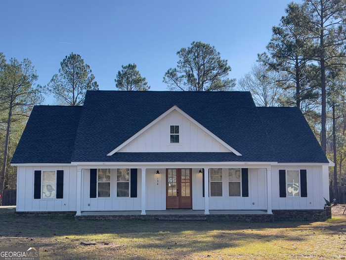 photo 1: 134 Austin Way, Vidalia GA 30474