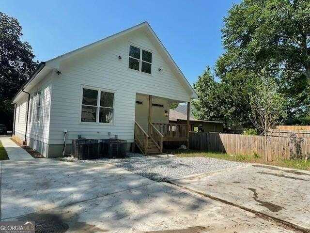 photo 2: 851 Dill Avenue SW, Atlanta GA 30310