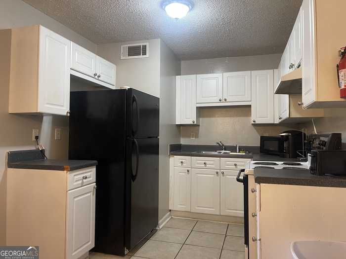 photo 2: 3595 Woodbriar Circle Unit P, Tucker GA 30084