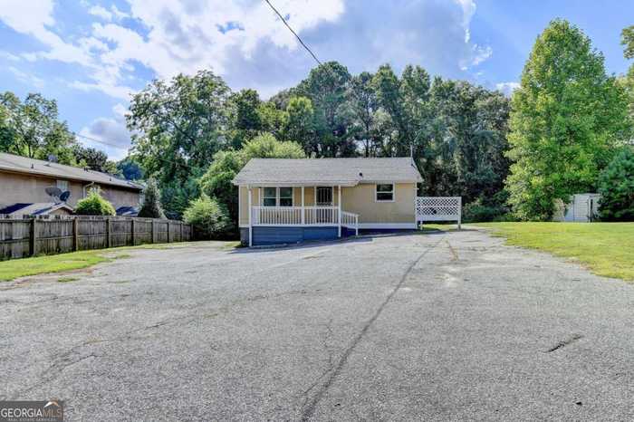 photo 1: 428 Northdale Road, Lawrenceville GA 30046