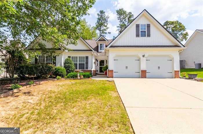 photo 2: 2333 RADCLIFF Drive, Lawrenceville GA 30043