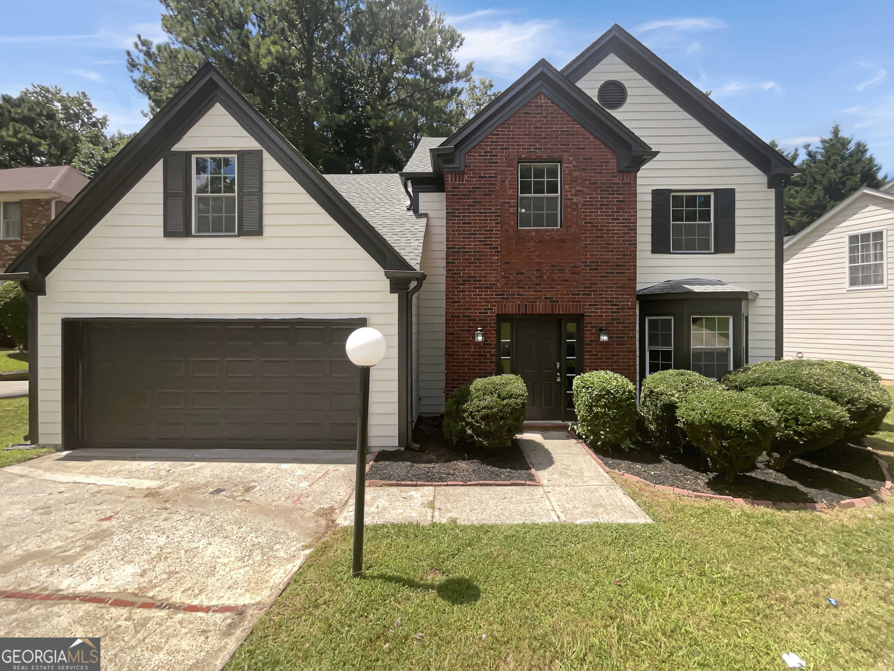 photo 1: 7527 Stonebridge Bay Court, Stone Mountain GA 30087