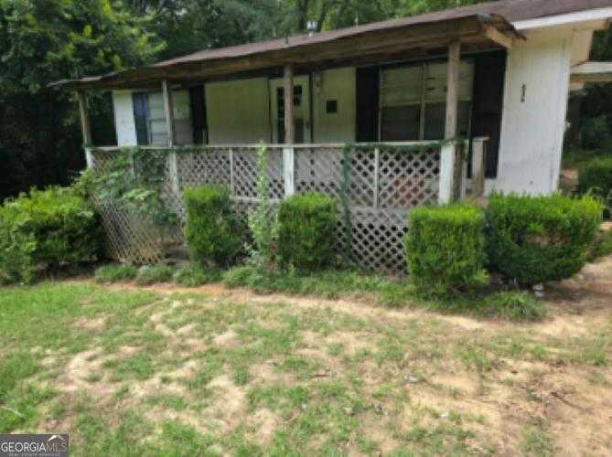 photo 1: 634 Cary Road, Cochran GA 31014