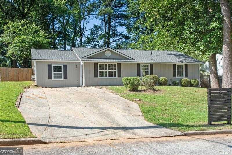 photo 3: 1427 TIMMS Circle, Atlanta GA 30316