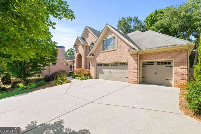 photo 2: 2319 Arabian Drive NE, Marietta GA 30062