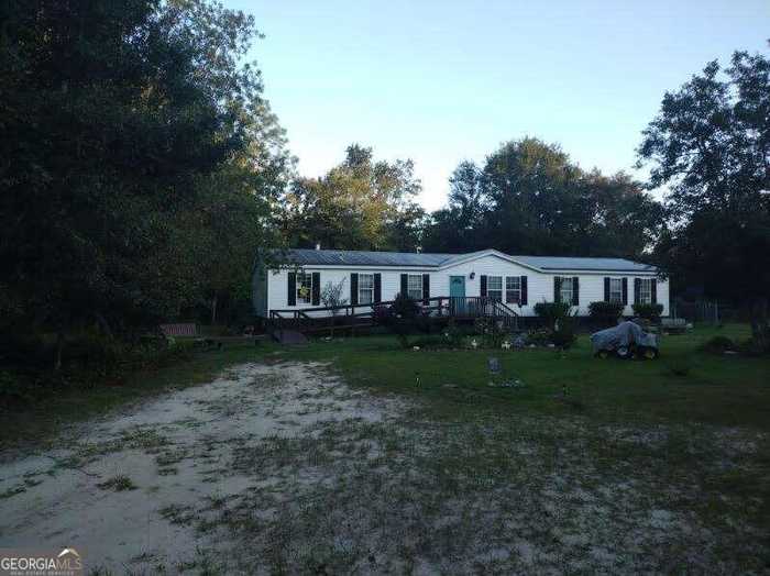 photo 1: 127 Bickley Lane, Hortense GA 31543