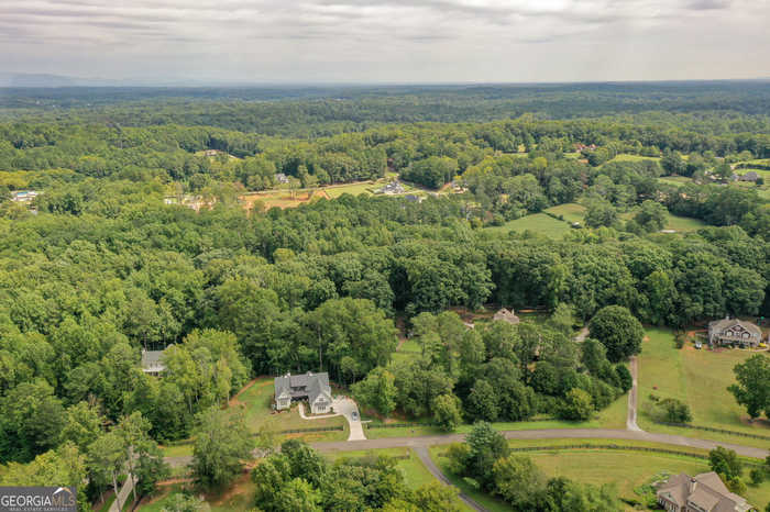 photo 2: 122 Long Shadows Drive, Alpharetta GA 30004