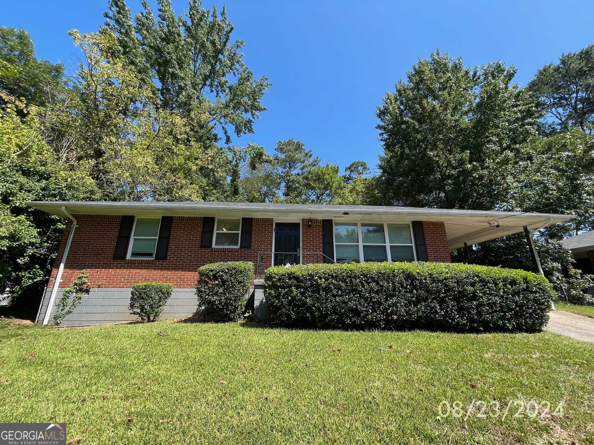 photo 1: 1820 Arkose Drive SE, Atlanta GA 30316