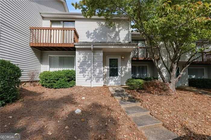 photo 2: 6 Fairway Drive NW, Kennesaw GA 30144