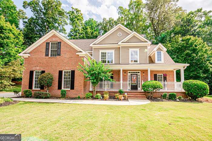 photo 1: 2040 Misty Oaks Drive, Buford GA 30519