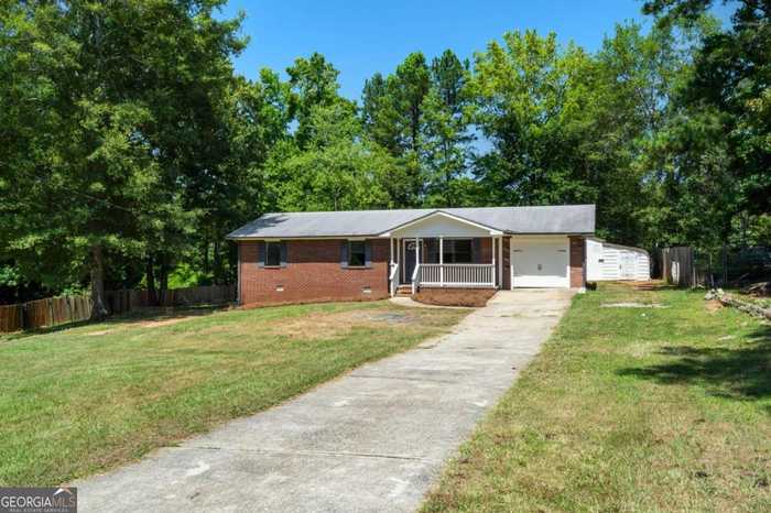 photo 1: 55 Pine Hill Drive, Carrollton GA 30116