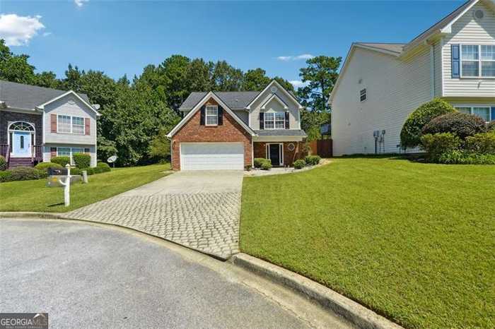 photo 1: 3340 IMPERIAL HILL Drive SW, Snellville GA 30039