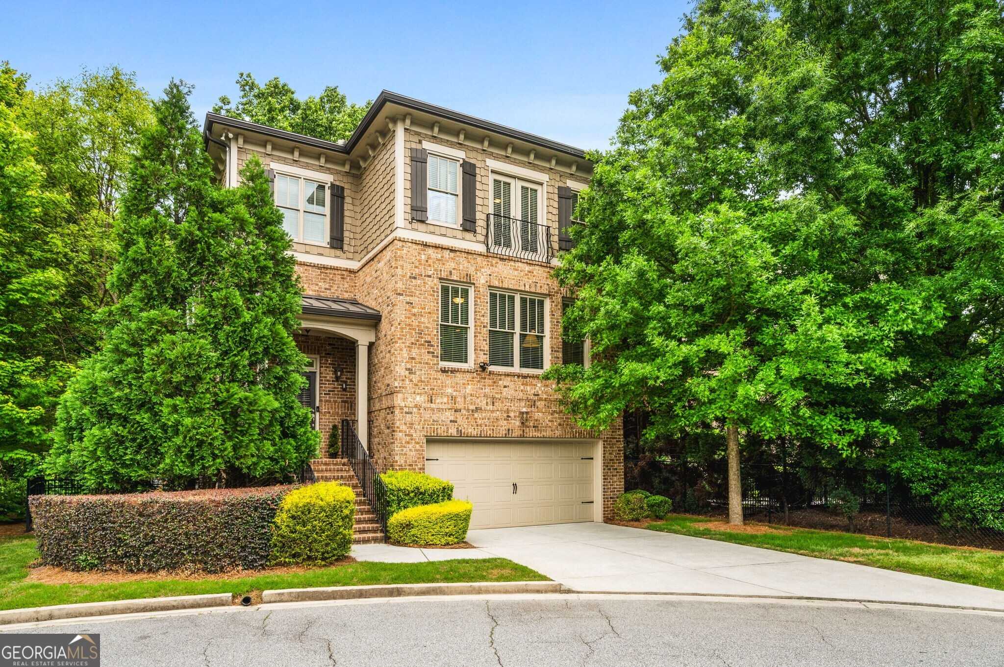 photo 1: 938 Canterbury Lane, Atlanta GA 30324