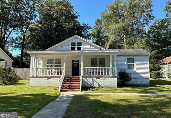 photo 2: 606 Bryan Avenue, Union Point GA 30669