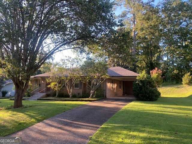 photo 1: 405 E 3rd Street, West Point GA 31833