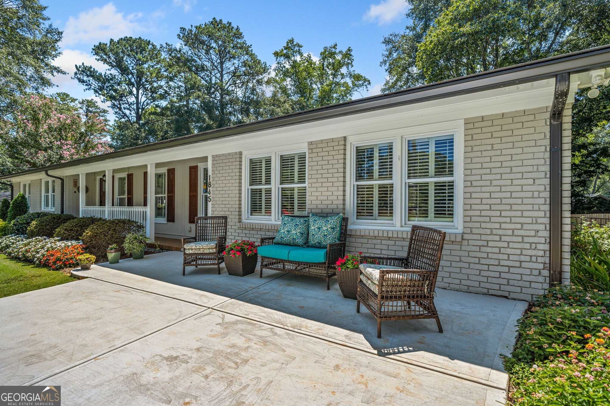 photo 2: 1845 Evergreen Lane, Alpharetta GA 30009