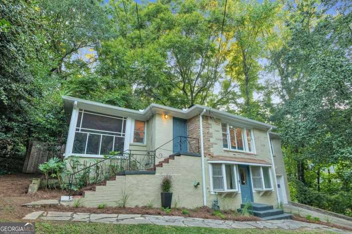 photo 1: 656 Channing Drive NW, Atlanta GA 30318