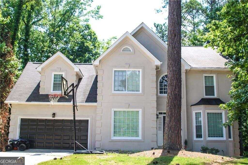 photo 2: 7550 Waters Edge Drive, Stone Mountain GA 30087