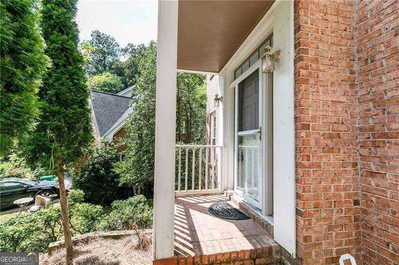 photo 3: 4524 Westhampton Woods Drive, Tucker GA 30084