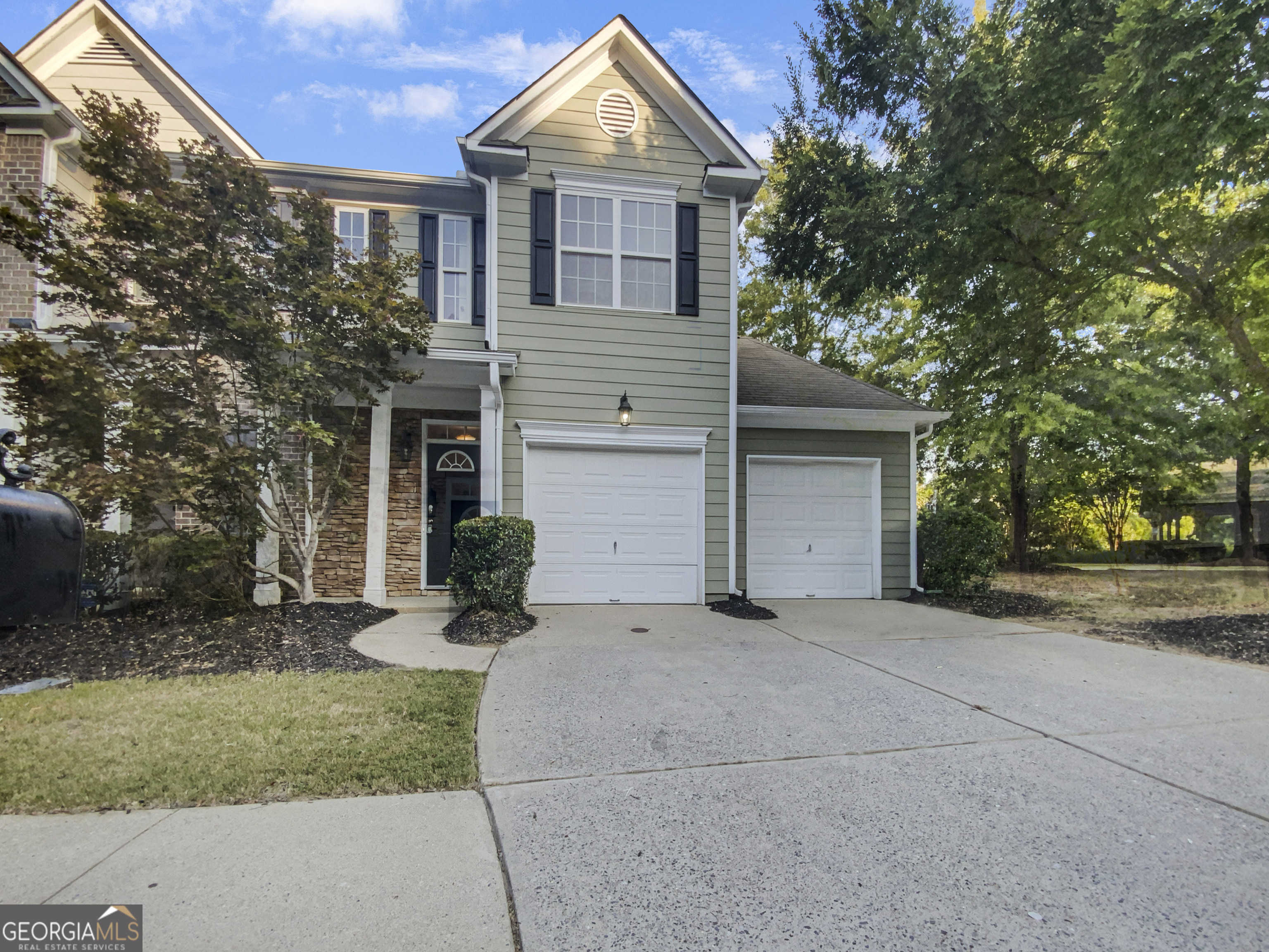 photo 1: 3308 Thornbridge Drive, Powder Springs GA 30127