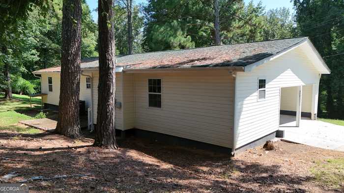 photo 2: 382 Price Road, Carrollton GA 30116