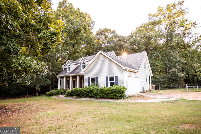 photo 2: 1297 Hodges Circle, Mansfield GA 30055